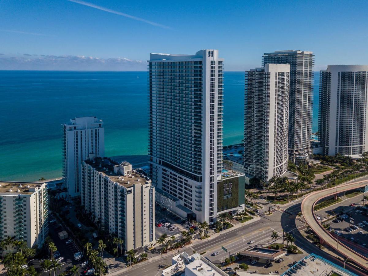 Seashore Resort - 2 Bedroom Right On The Beach Direct Ocean-View With Amenities On The Rooftop Hollywood Kültér fotó