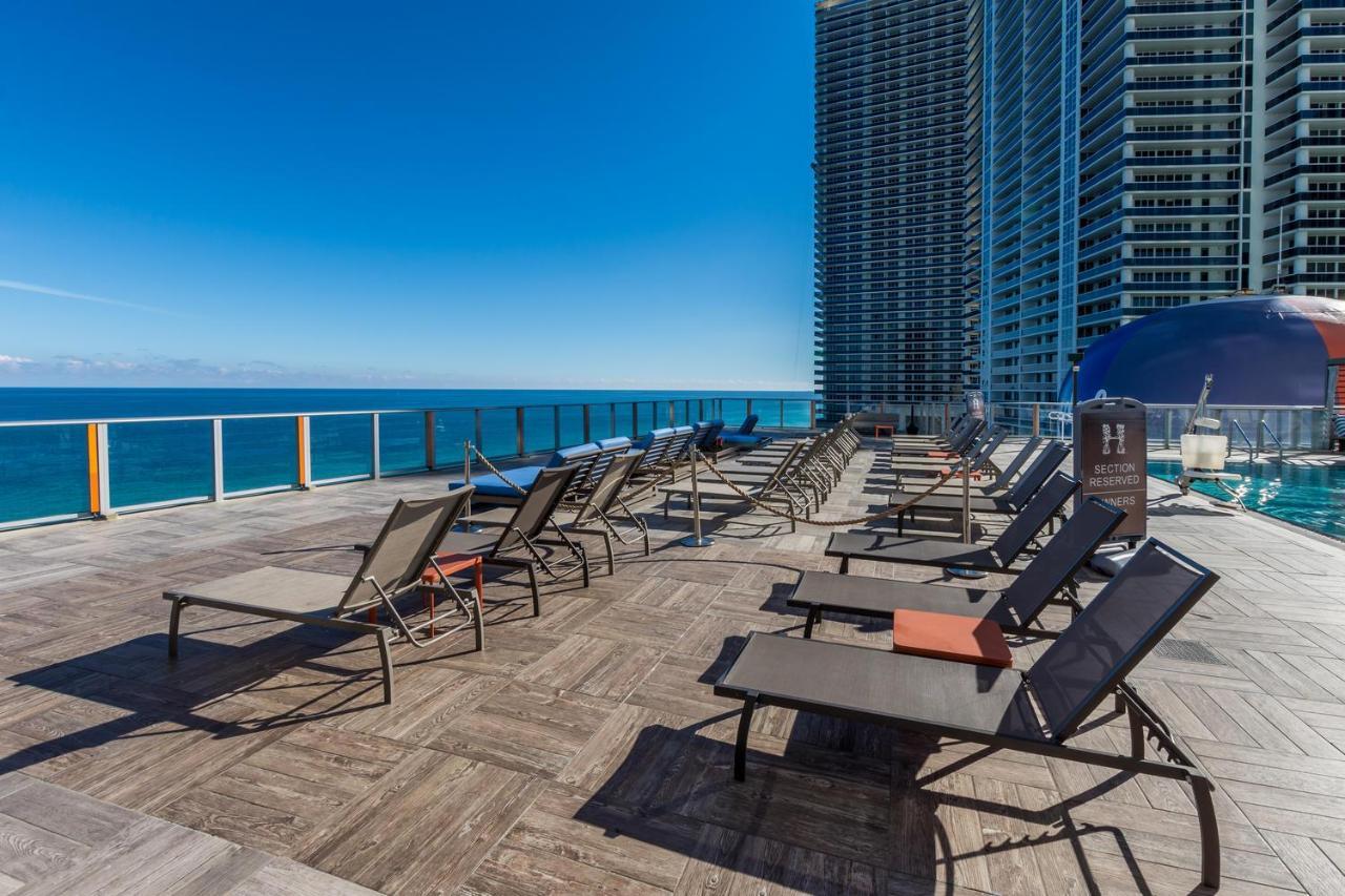 Seashore Resort - 2 Bedroom Right On The Beach Direct Ocean-View With Amenities On The Rooftop Hollywood Kültér fotó