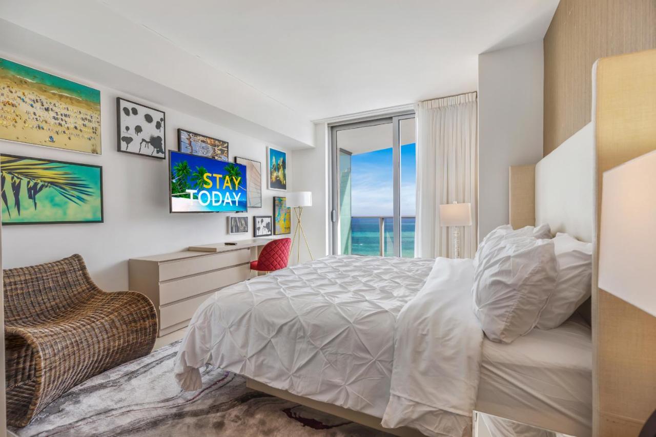 Seashore Resort - 2 Bedroom Right On The Beach Direct Ocean-View With Amenities On The Rooftop Hollywood Kültér fotó